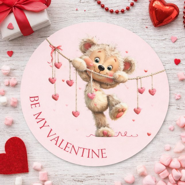 Sticker Rond  Be My Valentine Teddy Bear – Hanging Heart  (Créateur téléchargé)