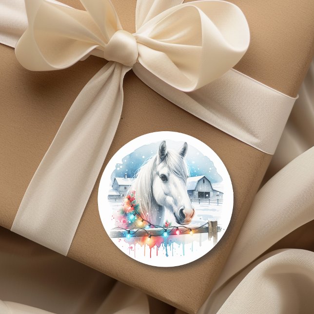 Sticker Rond Beau Cheval Blanc à la ferme Noël (Créateur téléchargé)
