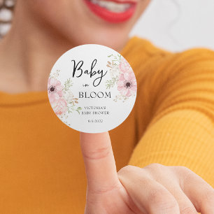 Sticker Rond Bébé dans le Baby shower en fleur