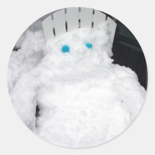 Sticker Rond Bonhomme de neige dans une chaise longue