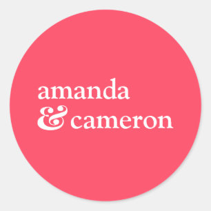 Sticker Rond Bright Coral Simple Bride et Groom Names Logo