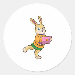 Sticker Rond Bunny comme secrétaire avec ordinateur portable