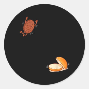 Sticker Rond Burger drôle sautant dans un pain de burger barbec