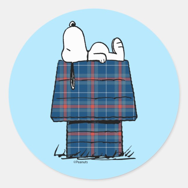 Sticker Rond cacahuètes | Snoopy Plaid Flannel Holiday Dog Hous (Devant)