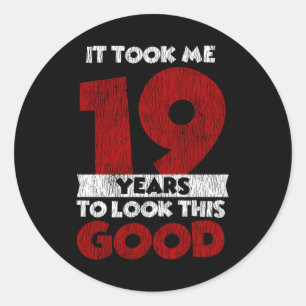 Sticker Rond Cadeau drôle d'anniversaire 19 ans vintage