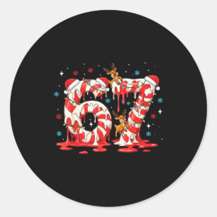 Sticker Rond Canne à sucre de Noël 67 Mème Six Sept Drôle Garço