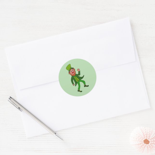 Sticker Rond Caricature Cute Leprechaun St. Patrick's Day (Enveloppe)