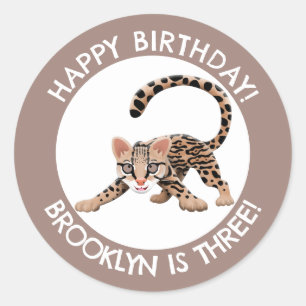 Sticker Rond Caricature d'ocelot mignonne anniversaire personna