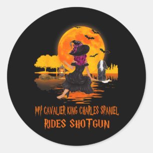 Sticker Rond Cavalier monte en fusil de chasse Chien et sorcièr