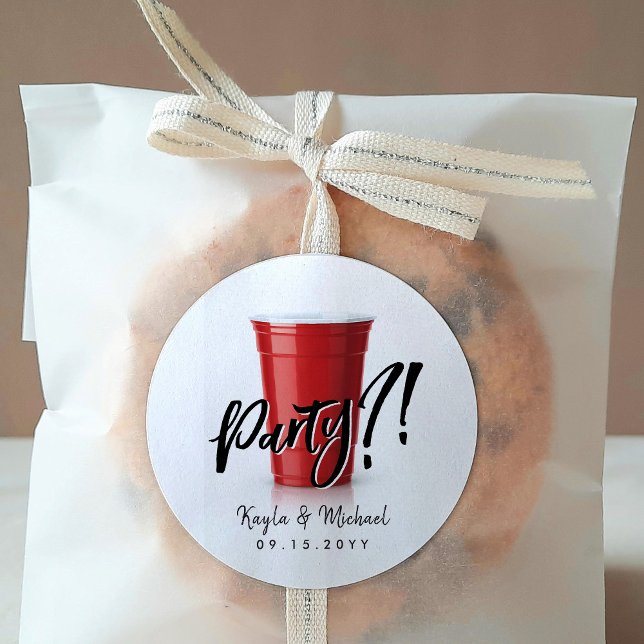 Sticker Rond Célébration de la Coupe Rouge (Créateur téléchargé)