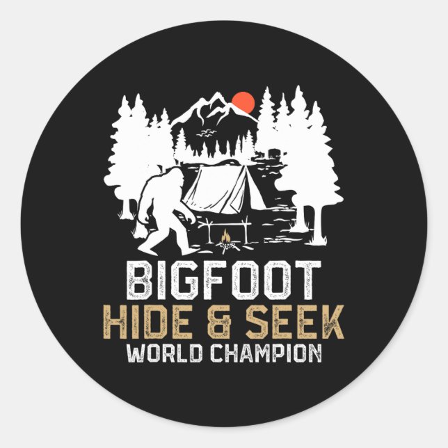 Sticker Rond Champion du Monde de Cache-Cache de Bigfoot Drôle  (Devant)