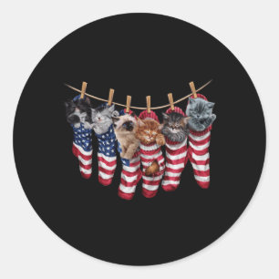 Sticker Rond Chatons patriotiques dans des chaussettes de drape