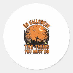 Sticker Rond Chemise de lune de citrouille de cimetière d'Hallo