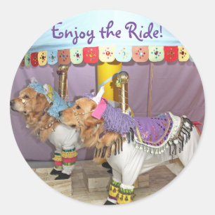 Sticker Rond Chevaux de carrousel Golden Retriever