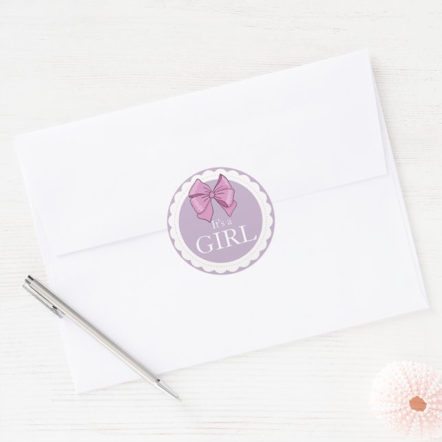 Sticker Rond Chic C'est Une Fille Ruban Rose Violet (Enveloppe)
