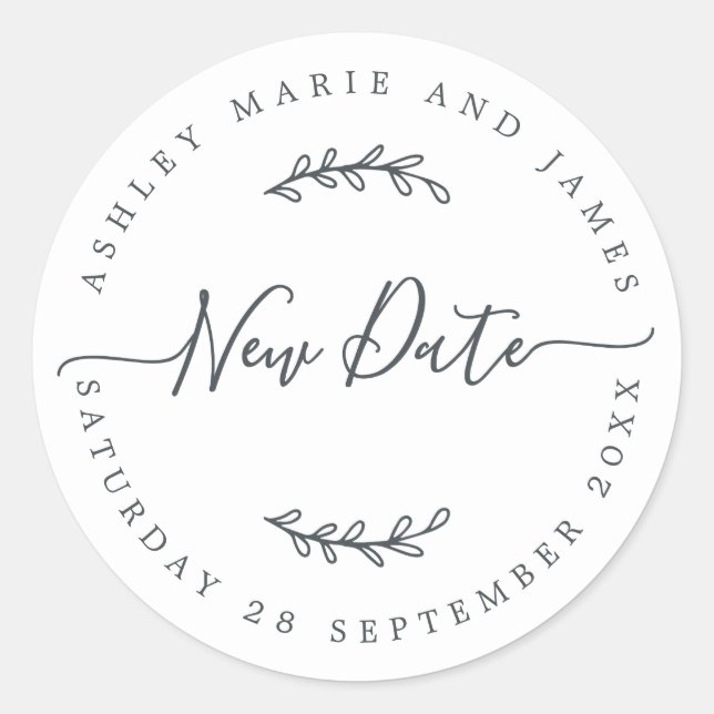 Sticker Rond Chic Script Nouveau Date Reportée Mariage Étiquett (Devant)