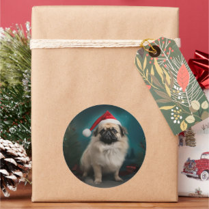 Sticker Rond Chien pekingese pendant Noël de neige