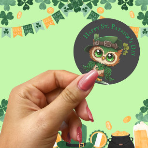 Sticker Rond Chouette verte de la Saint-Patrick