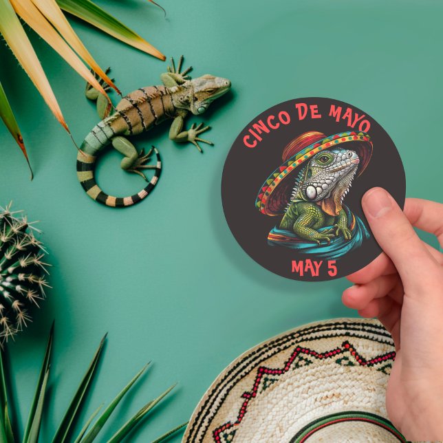 Sticker Rond Cinco de Mayo Iguana portant Sombrero & Serape (Créateur téléchargé)