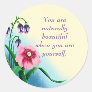Sticker Rond Citation de beauté naturelle avec fleurs rose et v