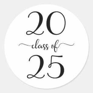 Sticker Rond Classe de 2025 Modern Script White Black Graduatio