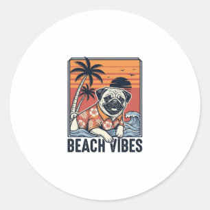 Sticker Rond Conception de gravure vintage pug ambiance plage_1