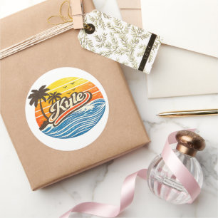 Sticker Rond Conception de nom Kyle Retro Sunset