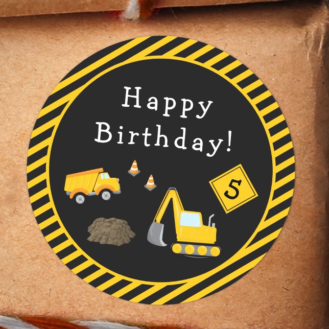 Sticker Rond Construction Joyeux Anniversaire avec Garçon d'âge (Créateur téléchargé)