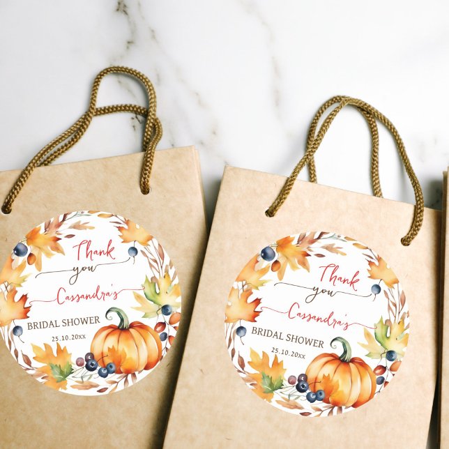 Sticker Rond Couronne de feuilles de citrouille pour tomber amo (Fall in love bridal shower favor gift thank you stickers pumpkin autumn leaves berry wreath stickers)