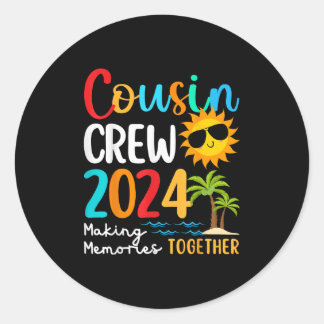 Sticker Rond Cousin Crew 2024 Summer Vacation Beach Voyage en f