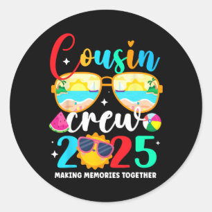 Sticker Rond Cousin Crew 2025 Summer Vacation Beach Voyage en f