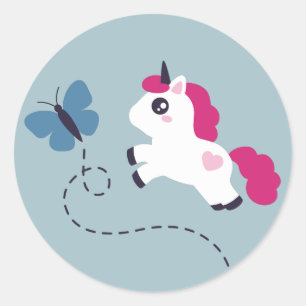Sticker Rond Cute licorne blanche avec un papillon
