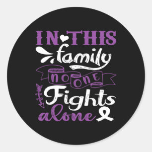 Sticker Rond Dans Cette Famille Personne ne combat seul la dans