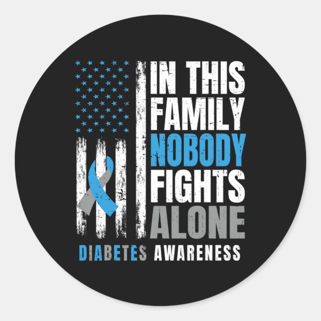 Sticker Rond Dans Cette Famille Personne ne combat seul la guer (Devant)