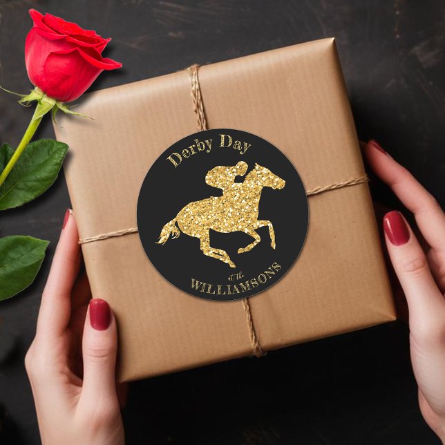 Sticker Rond Derby Gold Racehorse en noir (Gold faux glitter racehorse Derby black round stickers)