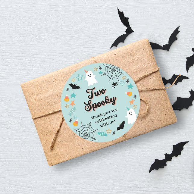 Sticker Rond Deux Halloween Éffrayants et neutres entre les sex (Créateur téléchargé)