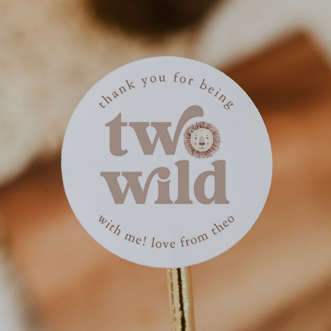 Sticker Rond Deux lions sauvages Merci d'anniversaire (Zazzle Two Wild Lion Birthday Thank You Classic Round Sticker)