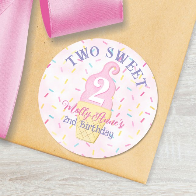 Sticker Rond DEUX SWEET rose pourpre crème glacée 2e anniversai (Créateur téléchargé)
