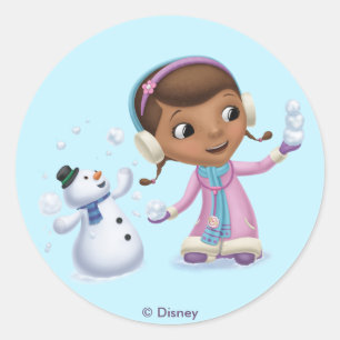 Sticker Rond Doc McStuffins  Doc Et Plaisir Dans La Neige