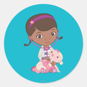 Sticker Rond Doc McStuffins Holding Lambie