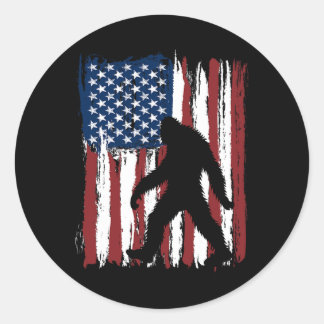 Sticker Rond Drapeau américain Bigfoot Drôle 4 juillet Patrioti