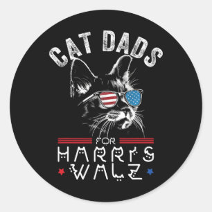 Sticker Rond Drapeau Cat Dads For Harris Waltz 2024 Usa