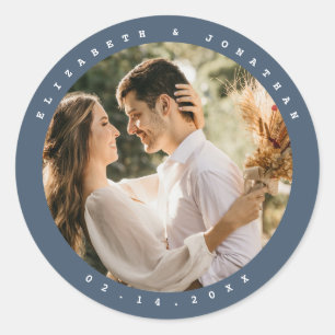 Sticker Rond Elégant Dusty Blue Grey Couple photo mariage Favor