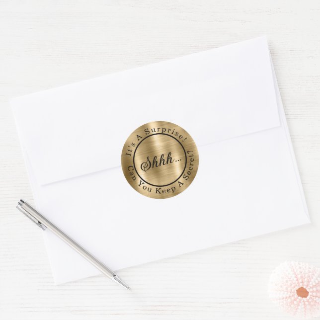 Sticker Rond Elegant Gold Shhh...C'est une fête surprise (Enveloppe)