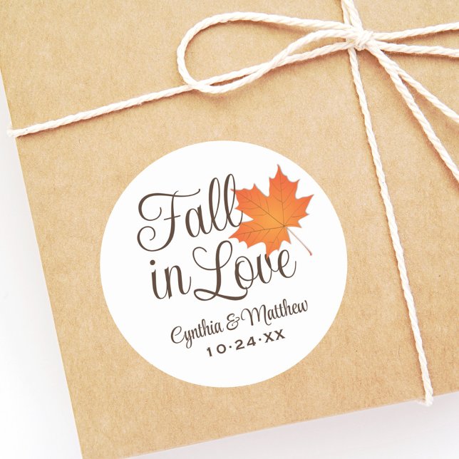 Sticker Rond Élégante chute en amour Automne Mariage Monogramme (Créateur téléchargé)