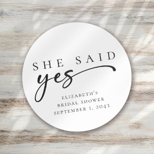 Sticker Rond Elle a dit oui Script Minimaliste pour Enterrement