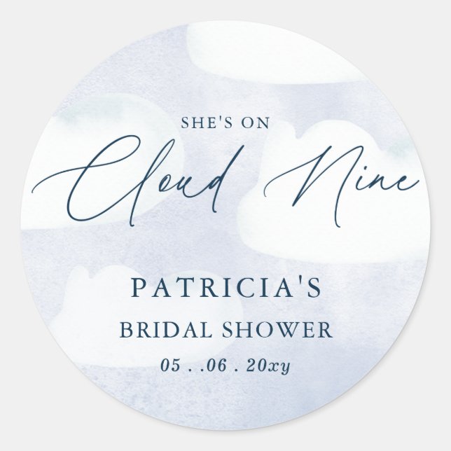 Sticker Rond Elle est sur Cloud Nine Bridal Shower (Devant)