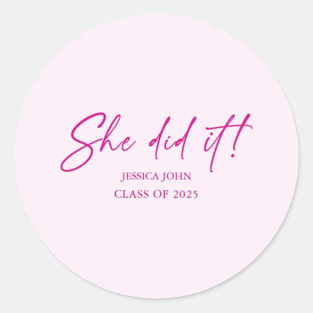 Sticker Rond Elle l'a fait minimalement mignonne fête de gradua (Devant)