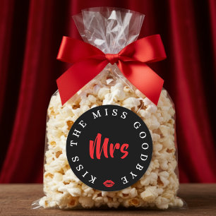 Sticker Rond Embrasser la Miss au revoir Mme Enterrement de vie