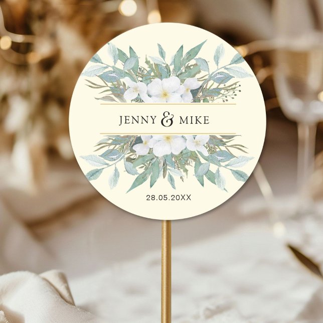 Sticker Rond Eucalyptus simple et élégant (Simple, elegant eucalyptus classic round sticker with your name and date.)